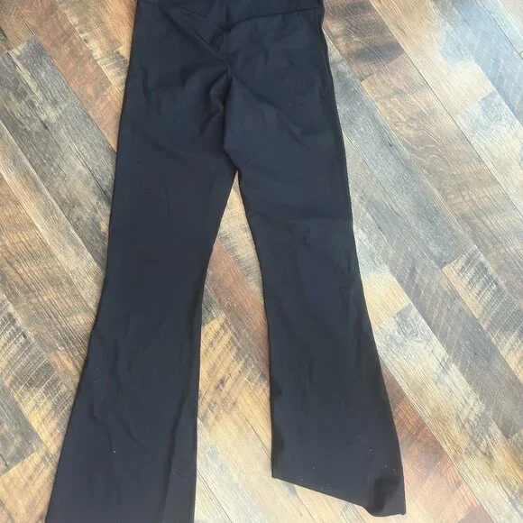 NWT Medium YITTY Bootcut Leggings - Picture 3 of 3